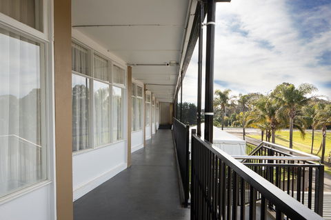 Rivers Inn Motel - Accommodation Cooktown 1