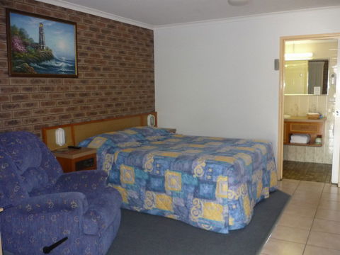 Lantern Motor Inn - Accommodation Cooktown 1