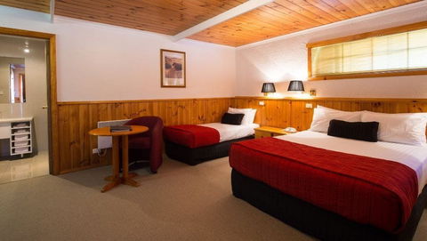 Tall Timbers - Accommodation Cooktown 1