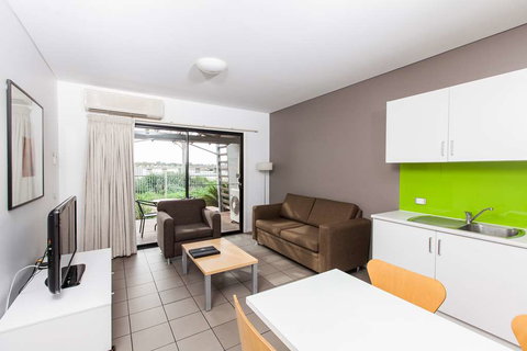 Majestic Oasis Apartments - Accommodation Cooktown 2