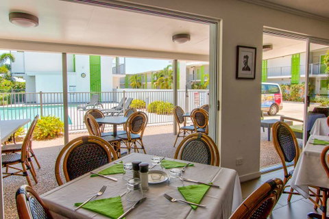 Mackay Oceanside Central Hotel - Accommodation Cooktown 9