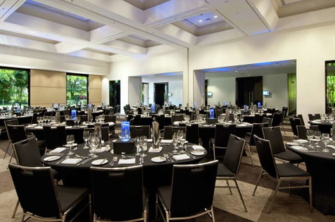 Hilton Cairns - Accommodation Cooktown 10