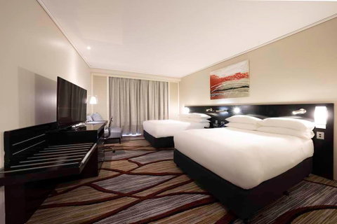 Hilton Cairns - Accommodation Cooktown 15