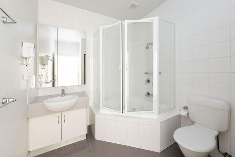 Lady Bay Resort - Accommodation Cooktown 2