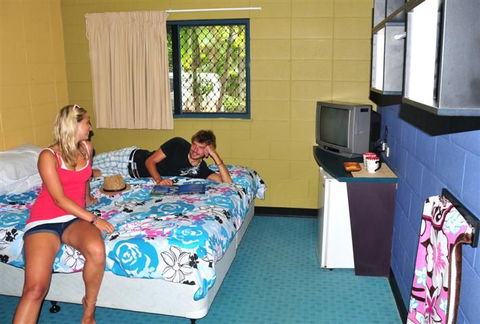 Nomads Cairns Backpackers Resort - Accommodation Cooktown 2