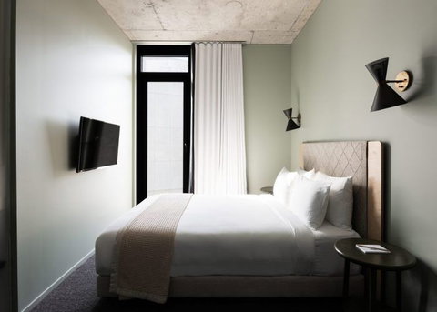 Alex Hotel, Perth - Accommodation Cooktown 2