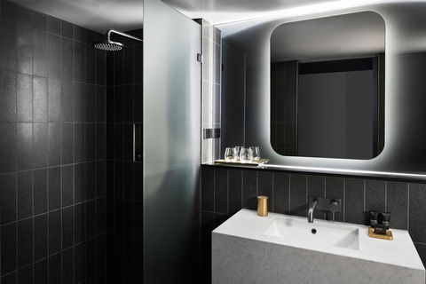 Midnight Hotel, Autograph Collection - Accommodation Cooktown 9