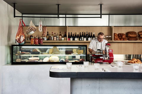 Midnight Hotel, Autograph Collection - Accommodation Cooktown 4