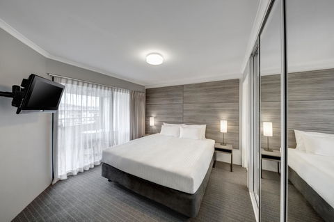 Adina Serviced Apartments Canberra James Court - Accommodation Cooktown 11
