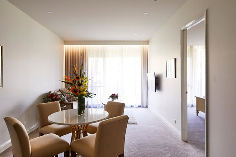 Knightsbridge Canberra - Accommodation Cooktown 21
