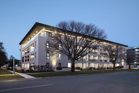 Knightsbridge Canberra - Accommodation Cooktown 2