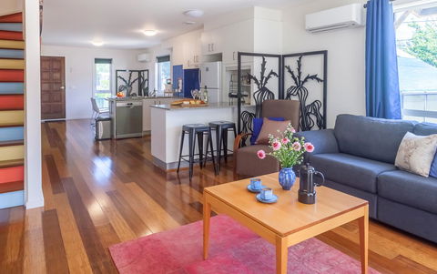 One Of A Kind Apartments - Accommodation Cooktown 27