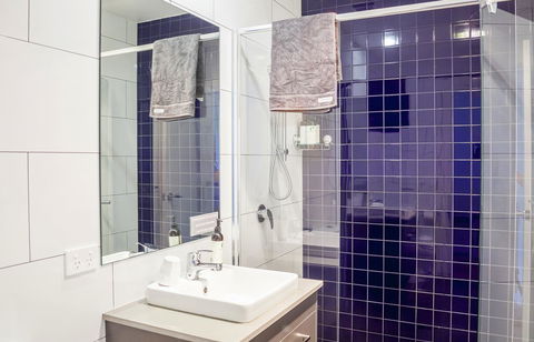 One Of A Kind Apartments - Accommodation Cooktown 20