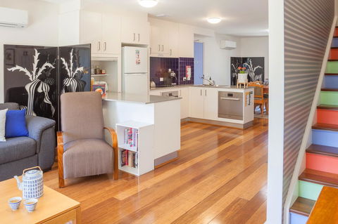 One Of A Kind Apartments - Accommodation Cooktown 25