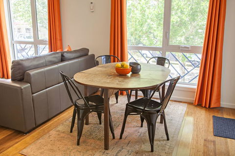 One Of A Kind Apartments - Accommodation Cooktown 5