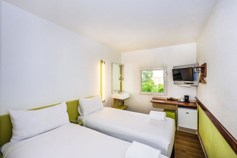 Ibis Budget Canberra - Accommodation Cooktown 1