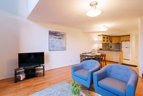 ALLARA CANBERRA - Accommodation Cooktown 1