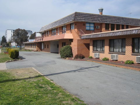 Canberra Lyneham Motor Inn - Accommodation Cooktown 0