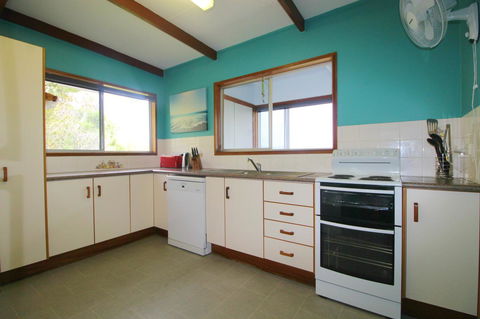 Bally High, 20 Dulconghi Street - Accommodation Cooktown 11