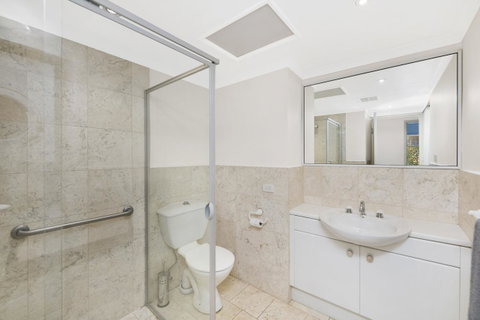 Accommodate Canberra - The Summit - Accommodation Cooktown 9
