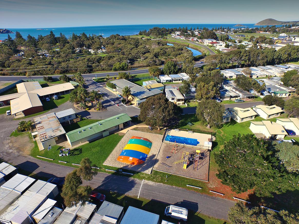 Victor Harbor SA Accommodation Cooktown