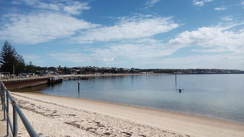 Crystal Blue Apartment - Accommodation Cooktown 19