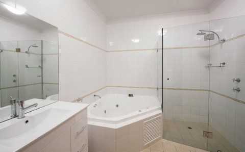 McCracken Country Club - Accommodation Cooktown 26