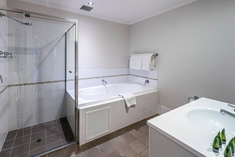 McCracken Country Club - Accommodation Cooktown 38
