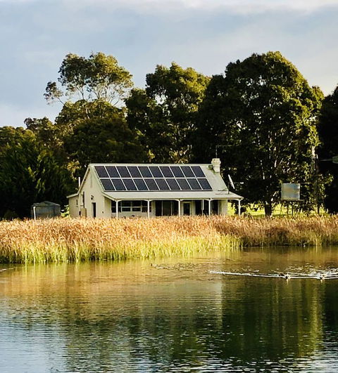 The Lake House Retreat - Accommodation Cooktown 0