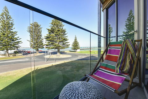 Bonnies Of Beachport - Accommodation Cooktown 35