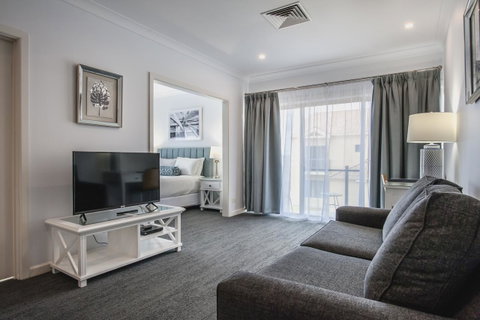 Marina Hotel - Accommodation Cooktown 9