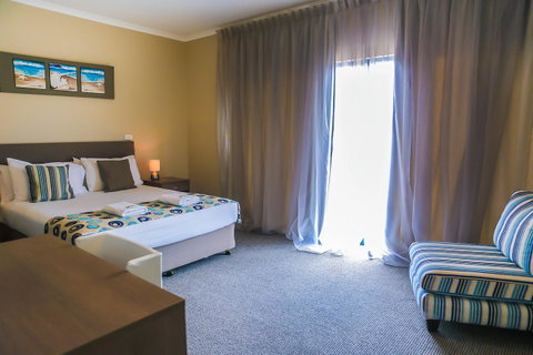 Marina Hotel - Accommodation Cooktown 31