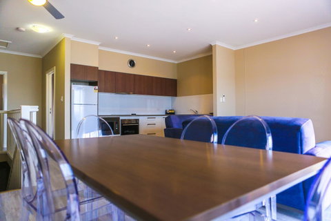 Marina Hotel - Accommodation Cooktown 33
