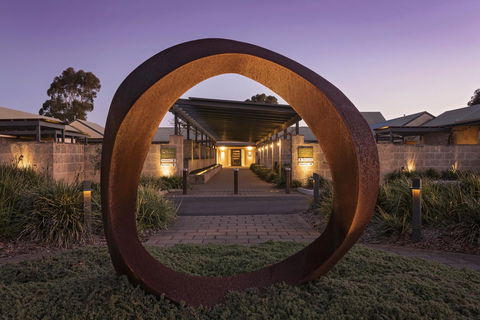 The Louise - Accommodation Cooktown 0