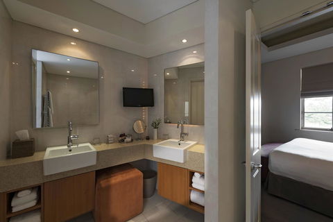 The Louise - Accommodation Cooktown 17