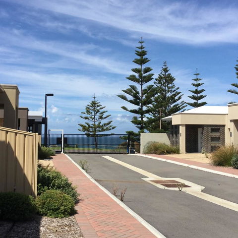 Villas On The Bay Kingscote - Accommodation Cooktown 4