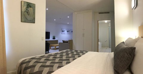 Wallaroo Marina Waterfront Luxe Apartment - Accommodation Cooktown 12