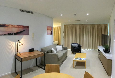 Wallaroo Marina Waterfront Luxe Apartment - Accommodation Cooktown 5