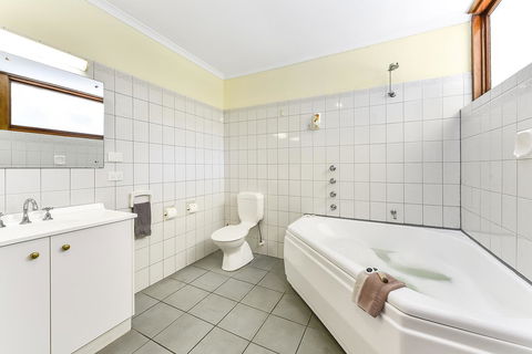 William Macintosh Motor Lodge - Accommodation Cooktown 35