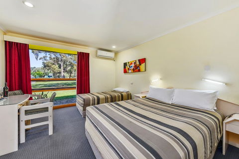 William Macintosh Motor Lodge - Accommodation Cooktown 11
