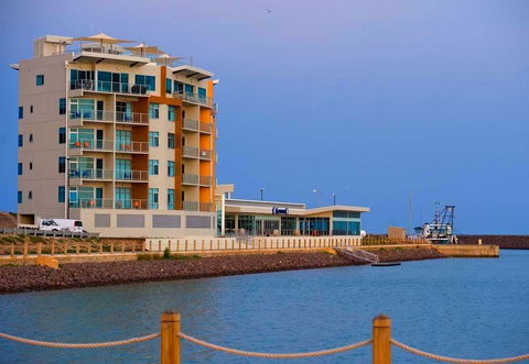 Wallaroo Marina Luxury Apartment - Accommodation Cooktown 1