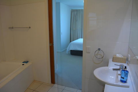Wallaroo Marina Luxury Apartment - Accommodation Cooktown 20