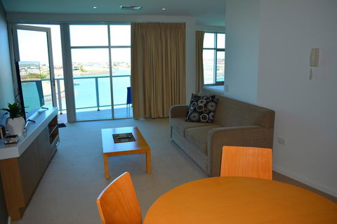 Wallaroo Marina Luxury Apartment - Accommodation Cooktown 5