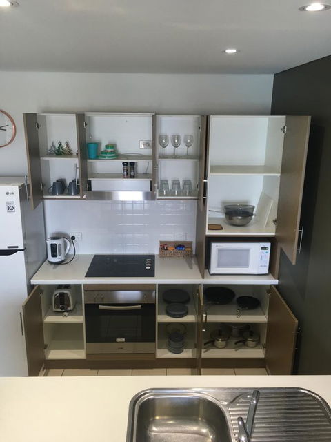 Wallaroo Marina Luxury Apartment - Accommodation Cooktown 8