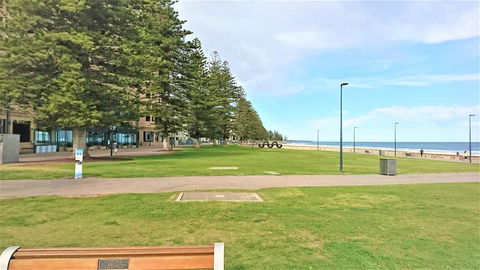 Hi 5 Glenelg Studio Apartment - Accommodation Cooktown 25