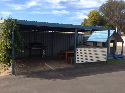 Sail & Anchor - Accommodation Cooktown 7