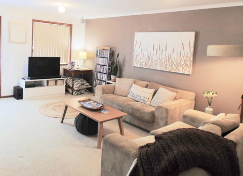 Baronet B & B - Accommodation Cooktown 3