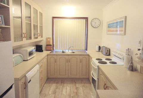 Baronet B & B - Accommodation Cooktown 8