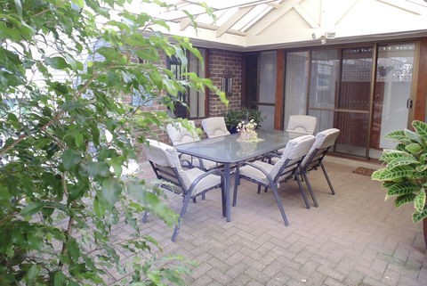 Baronet B & B - Accommodation Cooktown 15