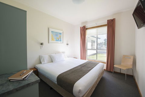 The Retreat West Beach Parks - Accommodation Cooktown 24